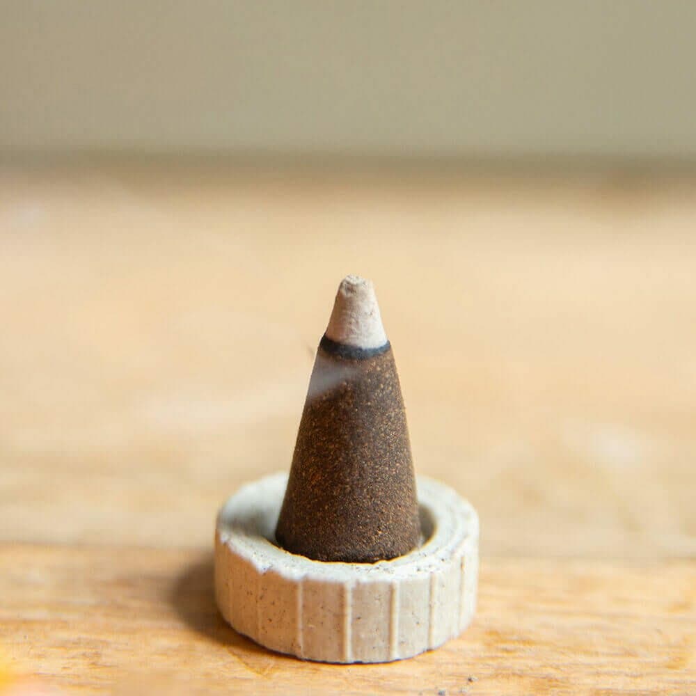 undefined | Incenso Cone Chakra Goloka